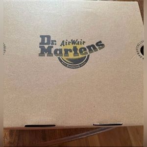 Devon Heart Dr. Martens size 7